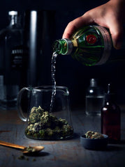 Esto es lo que sucede cuando mezclas alcohol y CBD - Family Cbd Mexico